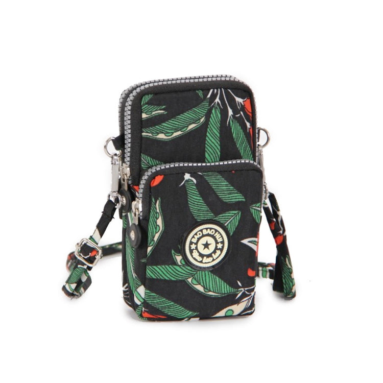 seraCase Sporty Shoulder Phone Pouch for Style 40