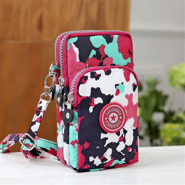 seraCase Sporty Shoulder Phone Pouch for Style 25