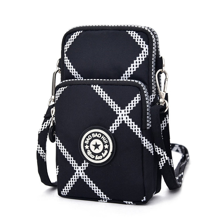 seraCase Sporty Shoulder Phone Pouch for