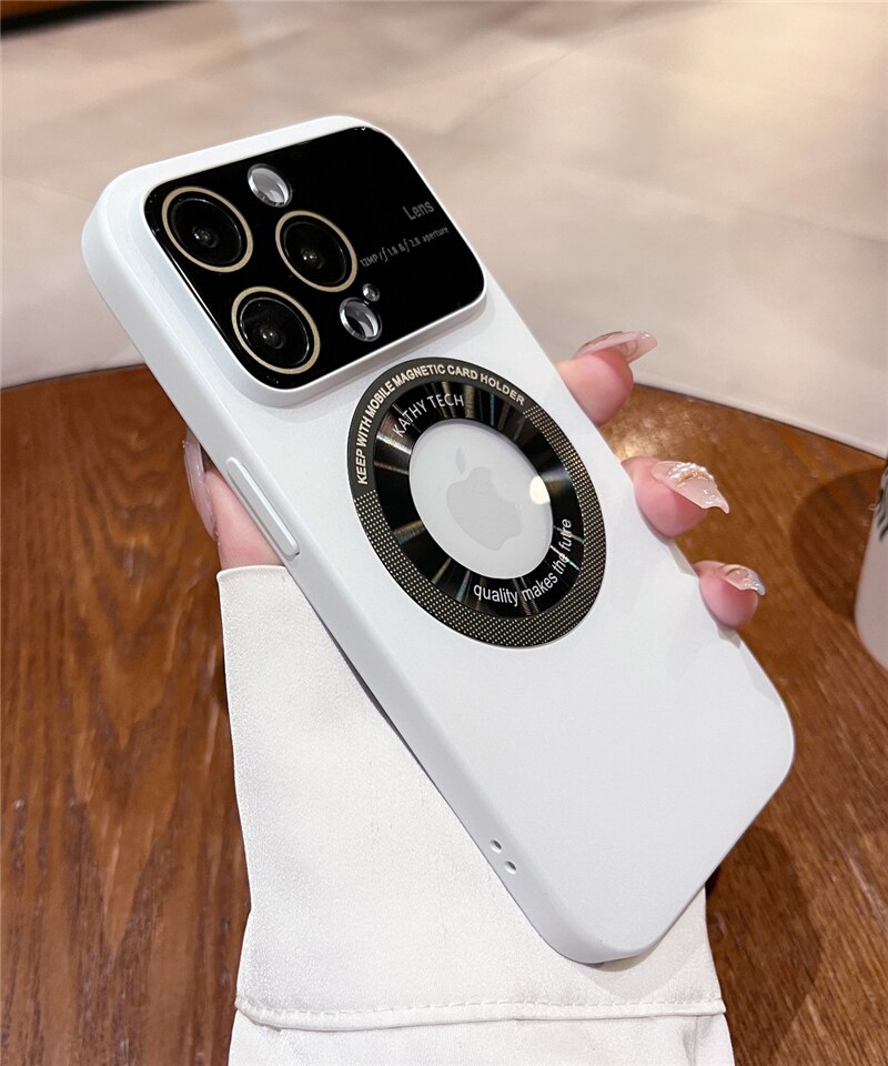 seraCase Premium Magnetic iPhone Case with Logo Hole for iPhone 14 Pro Max / White