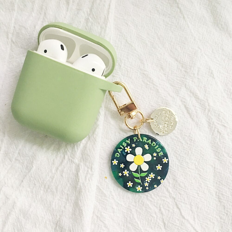 seraCase Silicone AIrPods Case with Keyring for AirPods Pro / A25
