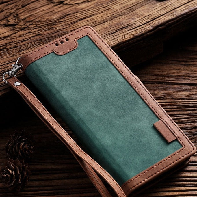seraCase Luxury Leather Magnetic Flip Case for iPhone 14 Pro Max / Dark Green