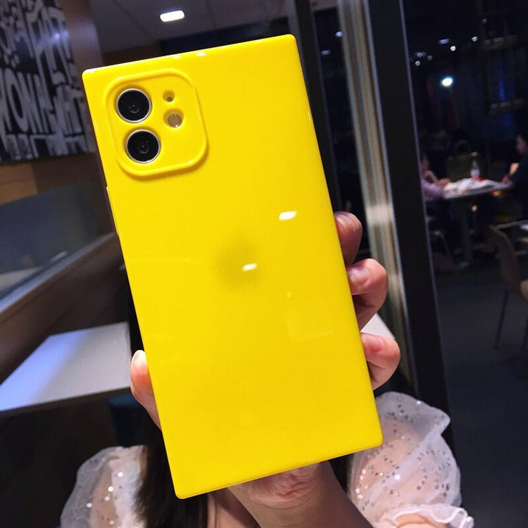 seraCase Cute Colorful Silicon Square iPhone Case for iPhone 13 Pro Max / Yellow